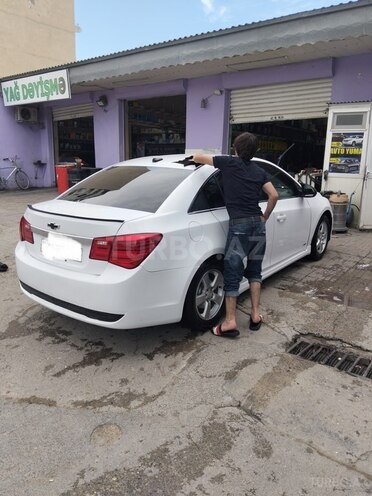 Chevrolet Cruze-2