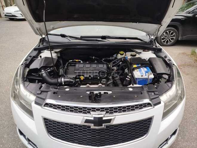 Chevrolet Cruze-15