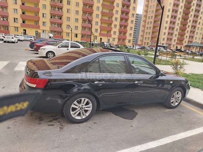 Hyundai Sonata-2