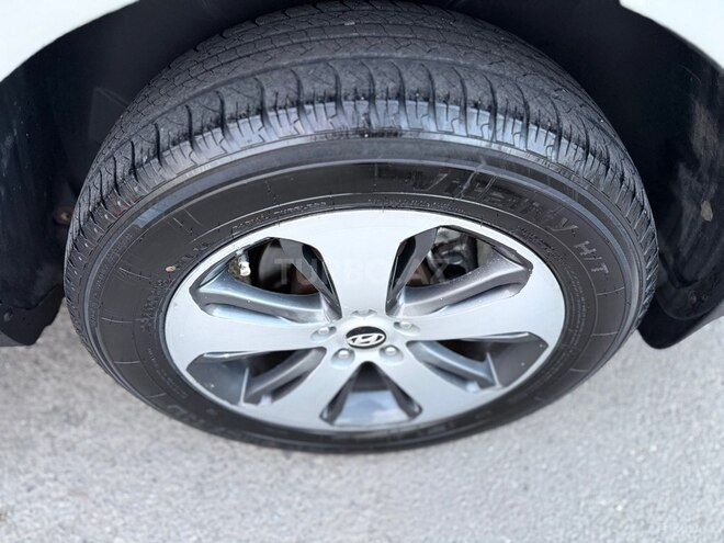 Hyundai Santa Fe-17