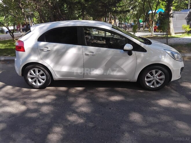 Kia Rio-2