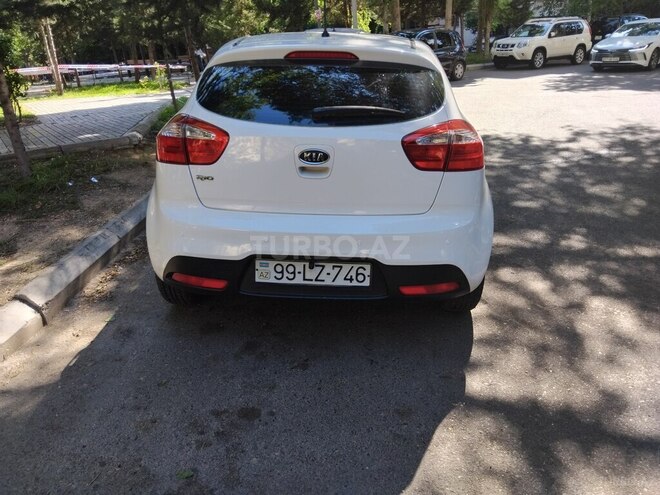 Kia Rio-3