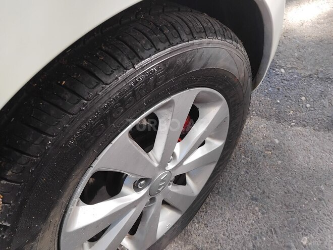 Kia Rio-6