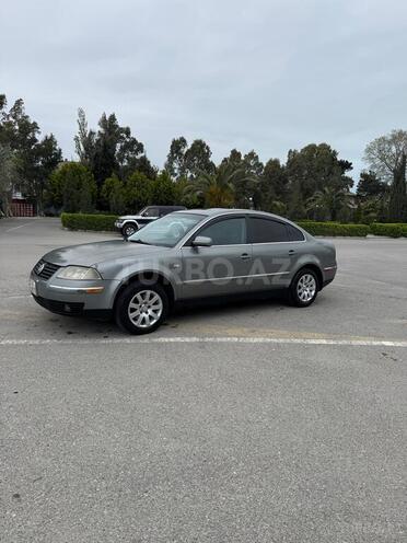 Volkswagen Passat-4