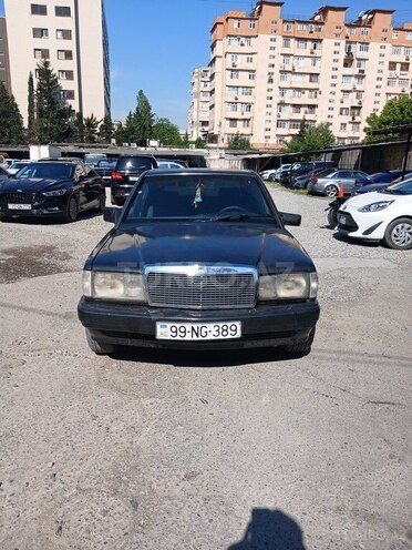 Mercedes 190-1