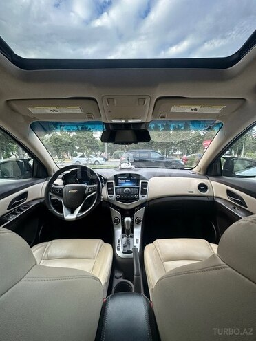 Chevrolet Cruze-9