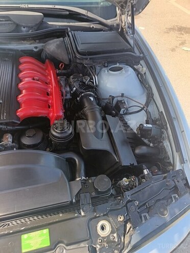 BMW 523-12