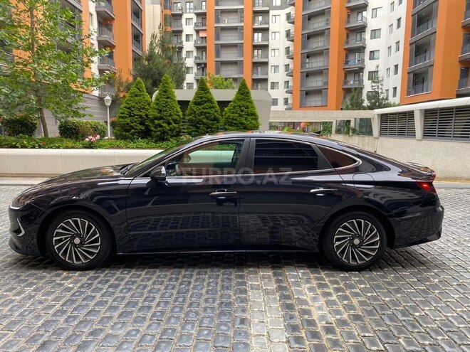 Hyundai Sonata-3