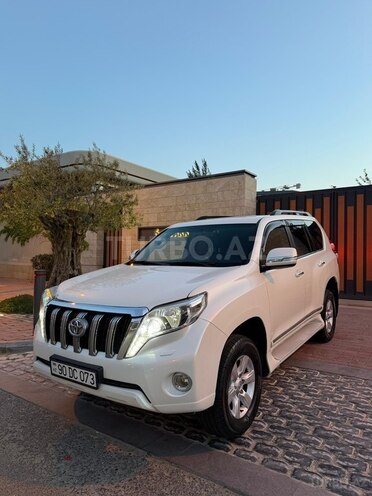 Toyota Land Cruiser Prado-1