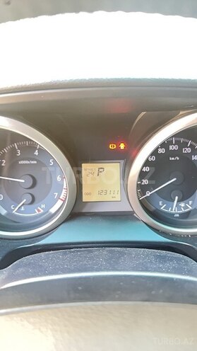 Toyota Land Cruiser Prado-12