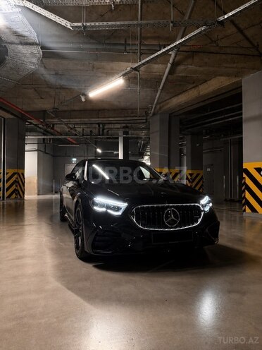 Mercedes E 53 AMG 4MATIC+-1