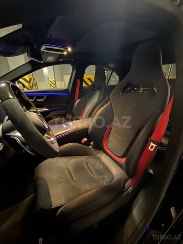 Mercedes E 53 AMG 4MATIC+-7