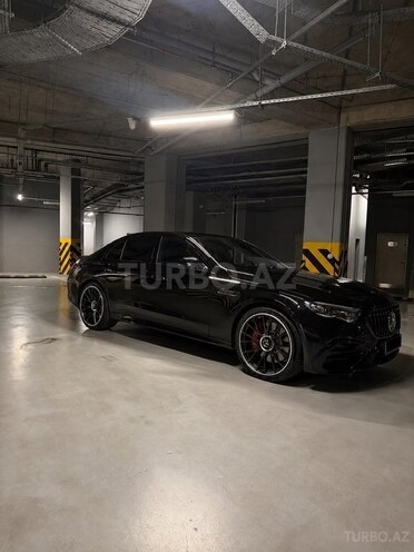 Mercedes E 53 AMG 4MATIC+-3