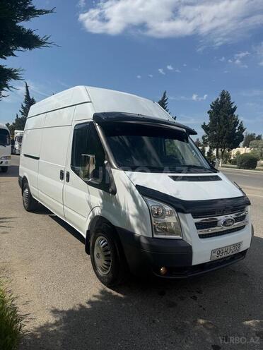 Ford Transit-2