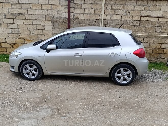 Toyota Auris-6