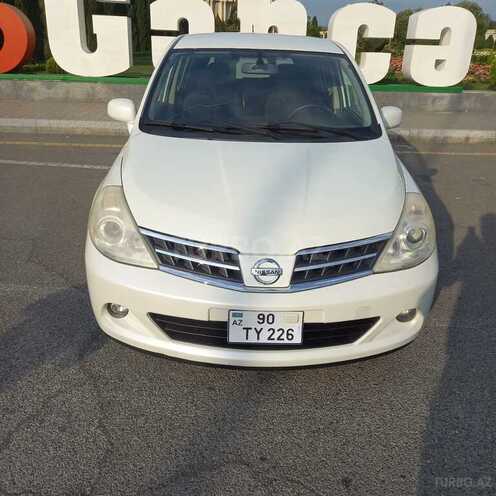Nissan Tiida-1