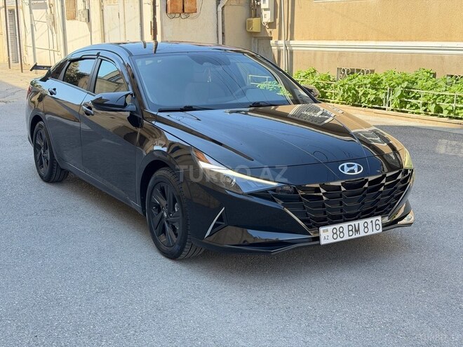 Hyundai Elantra-8