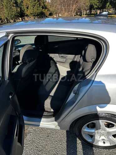 Opel Astra-7