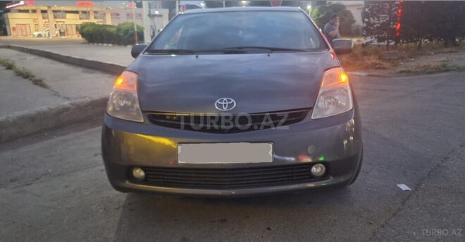 Toyota Prius-1