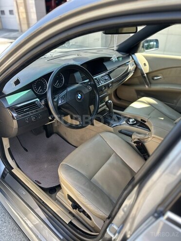 BMW 525-8