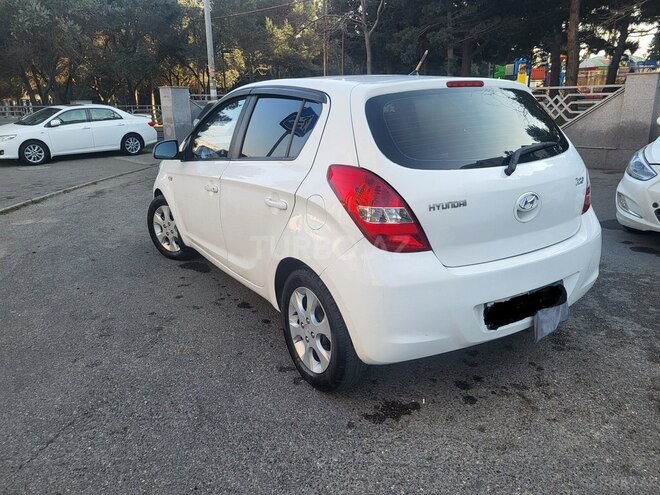 Hyundai i20-5