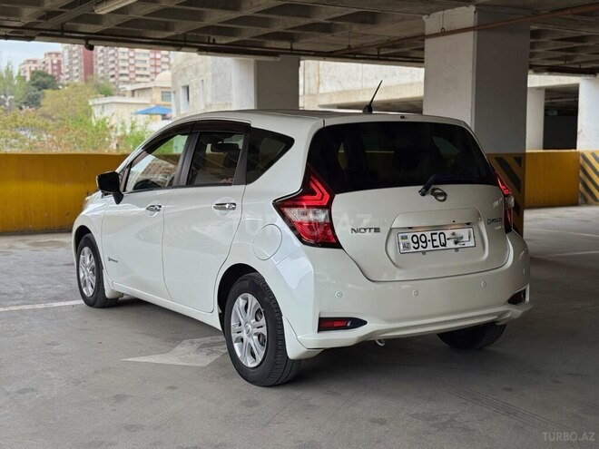 Nissan Note-6