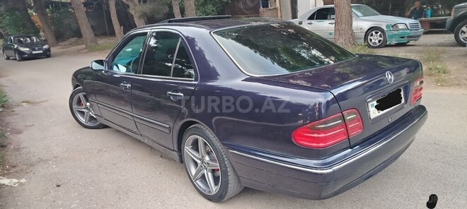 Mercedes E 200-9