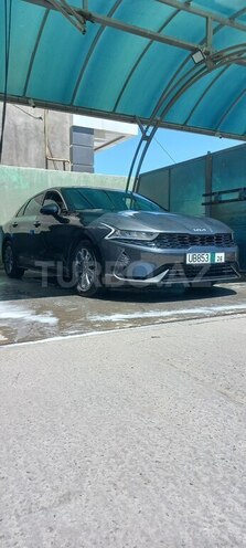Kia K5-1