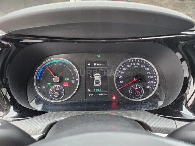 Kia K5-3
