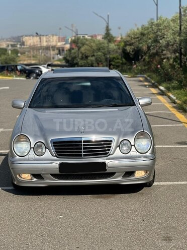 Mercedes E 220-6