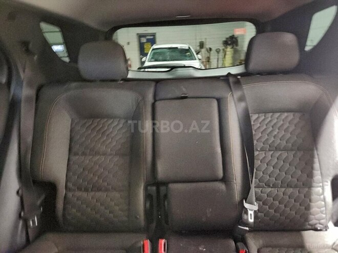 Chevrolet Equinox-7