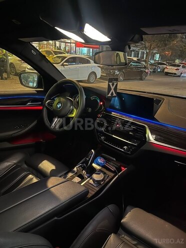 BMW 530-13