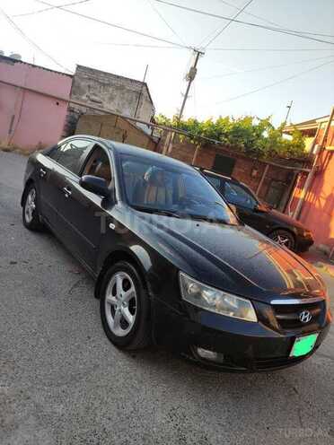 Hyundai Sonata-11