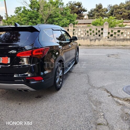 Hyundai Santa Fe-6