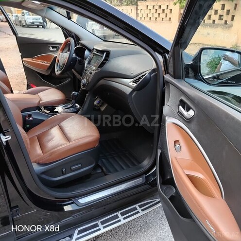 Hyundai Santa Fe-15
