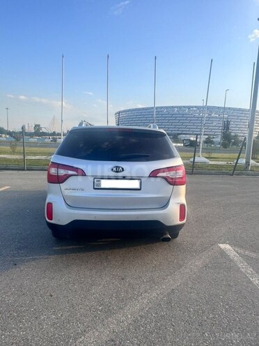 Kia Sorento-5