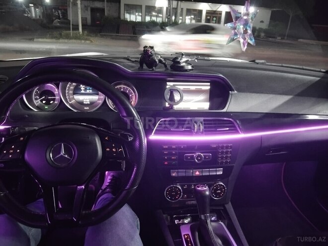 Mercedes C 250-8