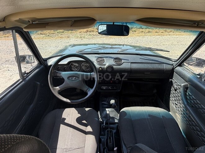 LADA (VAZ) 2106-7