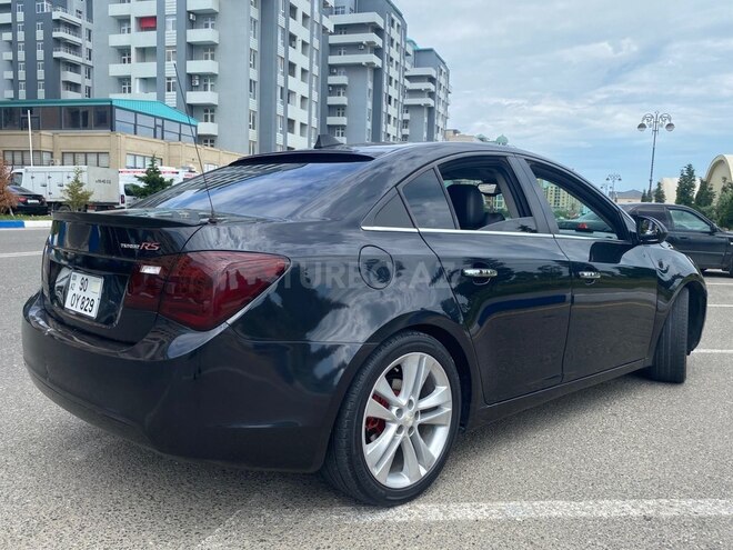Chevrolet Cruze-11