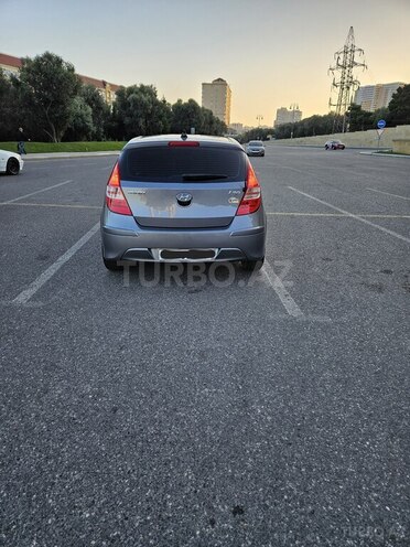 Hyundai i30-2