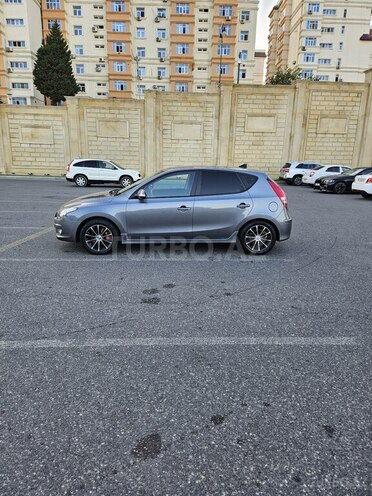 Hyundai i30-5