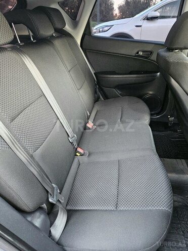 Hyundai i30-6