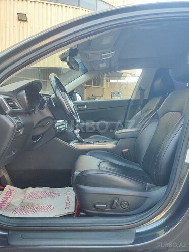 Kia Optima-12