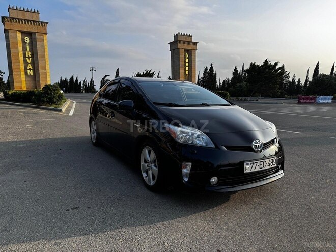 Toyota Prius-1