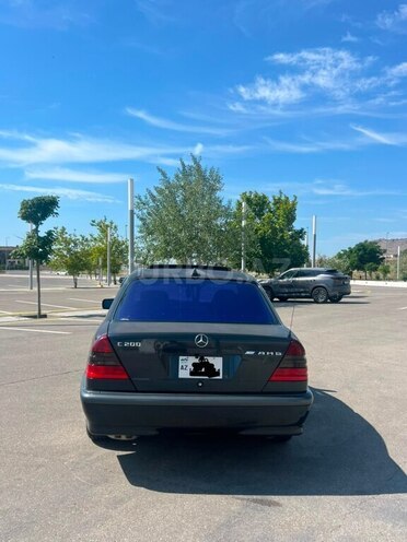 Mercedes C 200-4