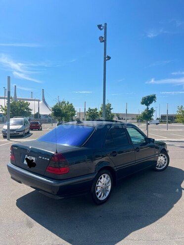 Mercedes C 200-3
