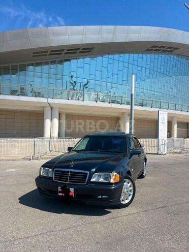 Mercedes C 200-7