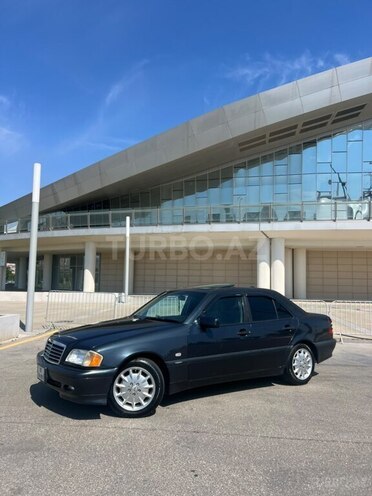 Mercedes C 200-9