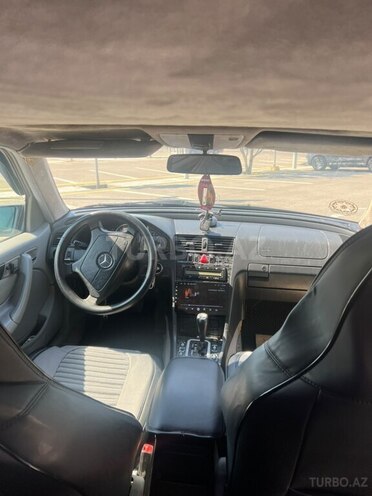 Mercedes C 200-13