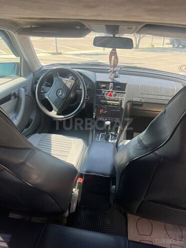 Mercedes C 200-12